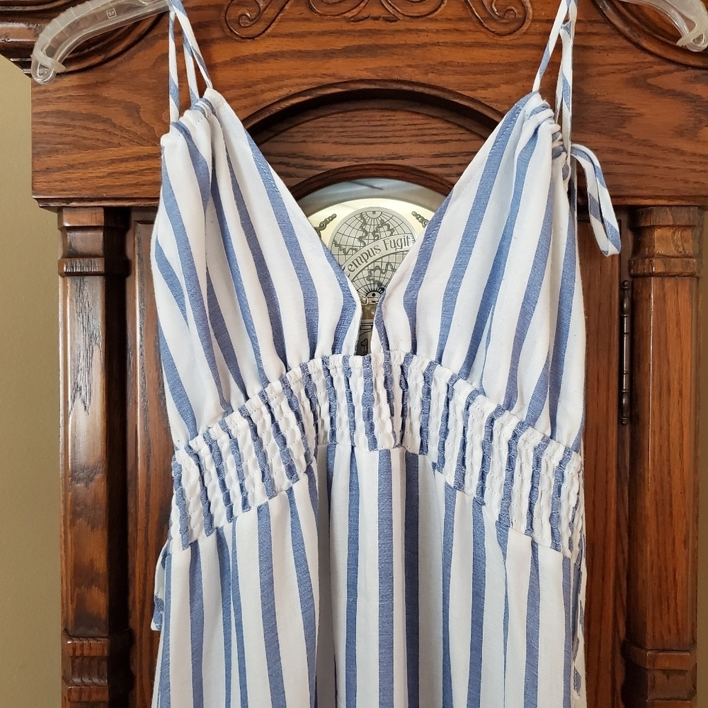 Lilyful Women's Backless Boho Maxi Dress 👗 - Picture 8 of 10